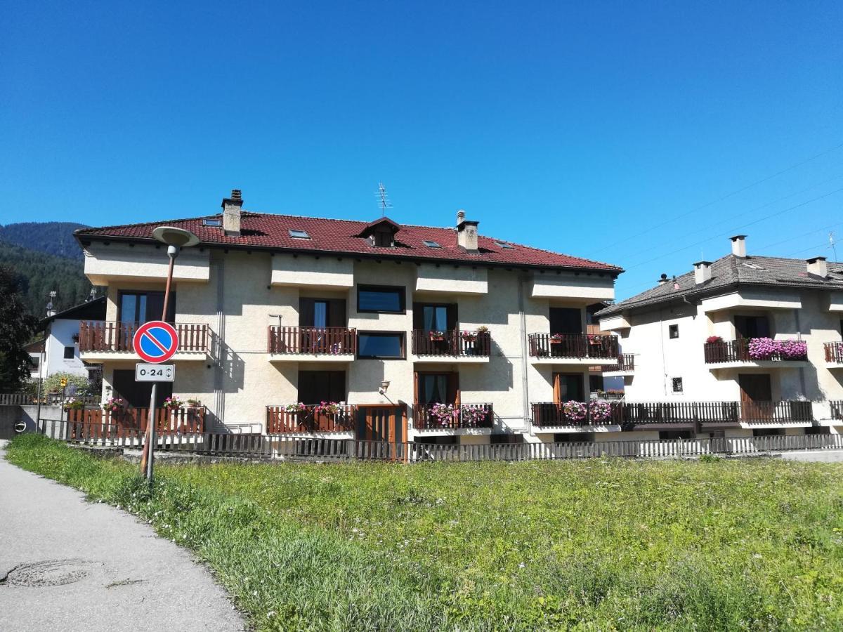 Appartamenti Abetaia Dimaro Exteriér fotografie